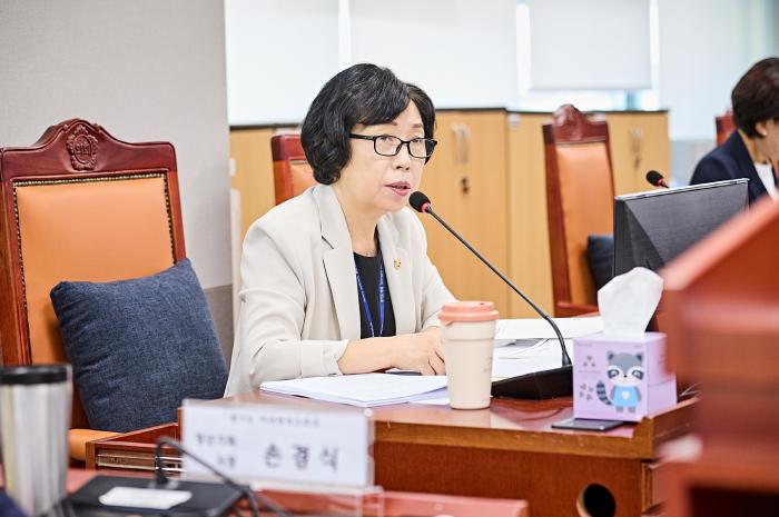 박은주 의원, 위탁사업 ‘절차부터 성과까지’ 따졌다 기사 이미지